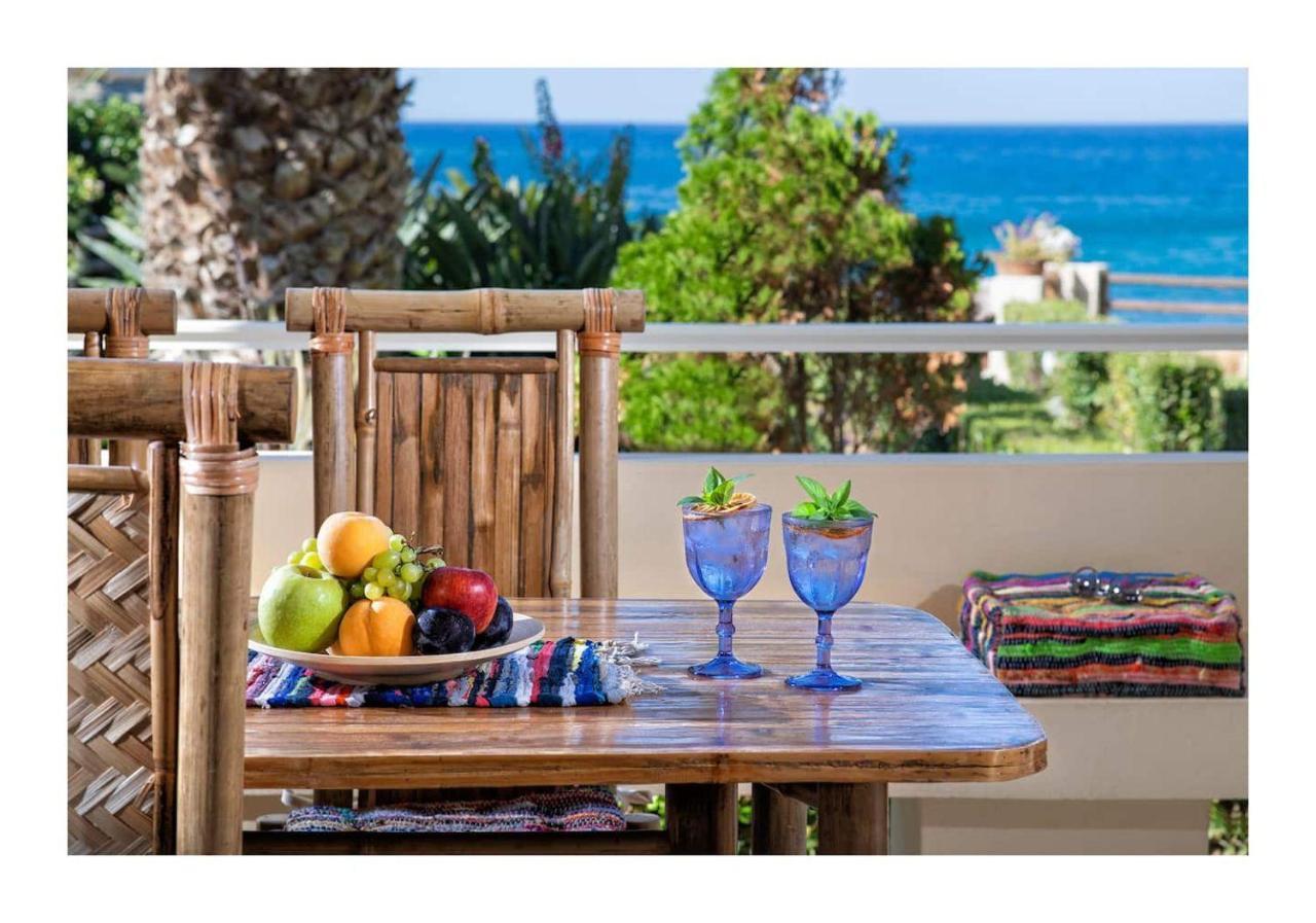 Beachfront Green Apt-Ligaria Beach エクステリア 写真